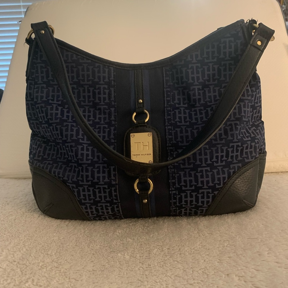 Tommy Hilfiger purse